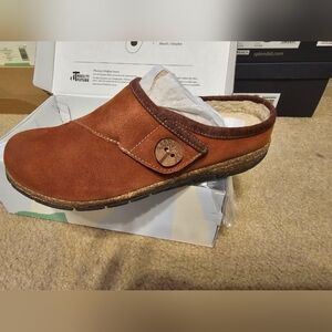 Earth origin slip on
